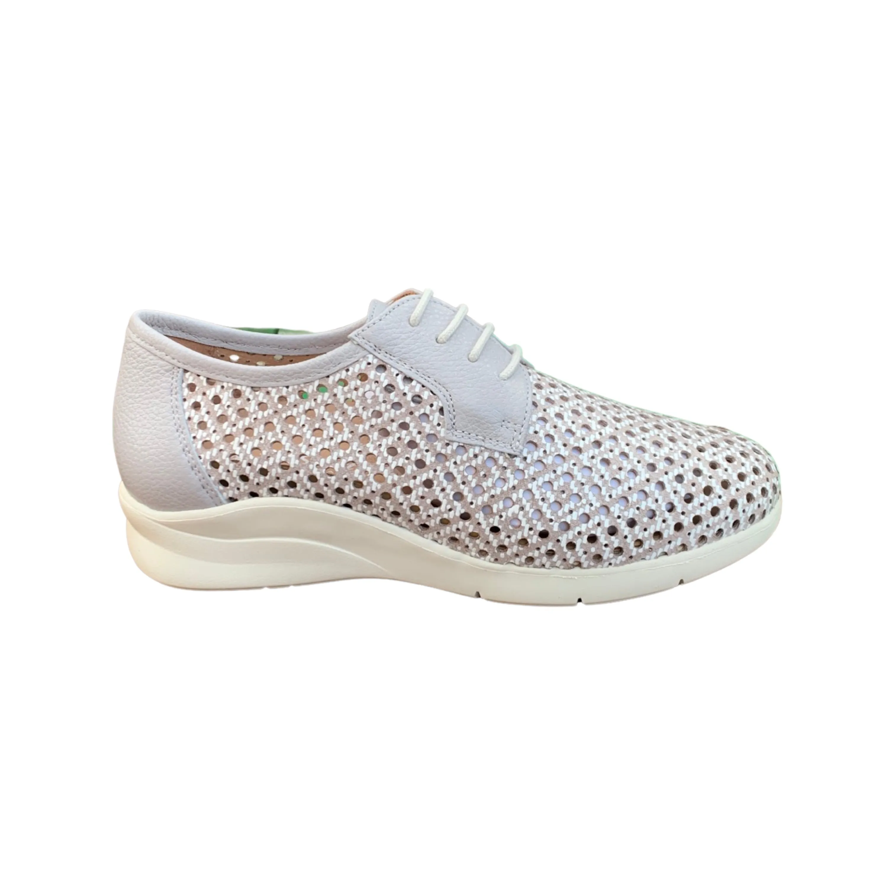 220615 Wicker Pearl Lace Up