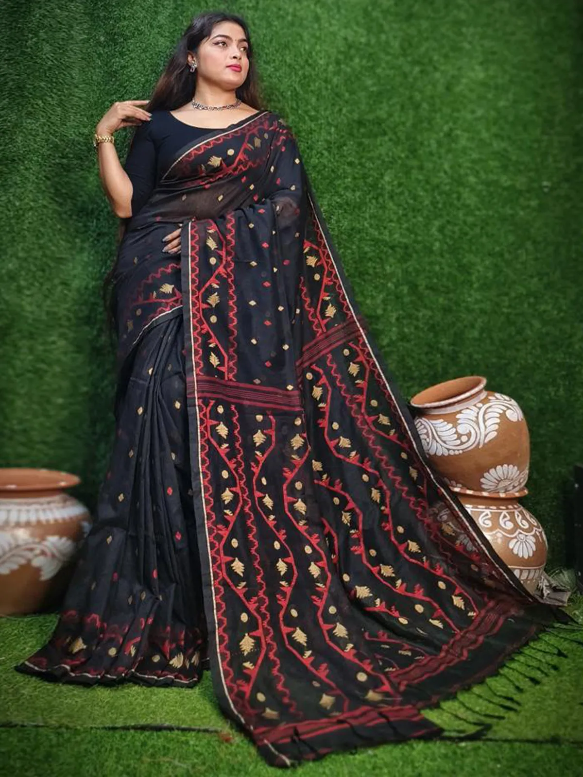 Odette Black  Cotton Jamdani Saree  With Unstitched Blouse for Women