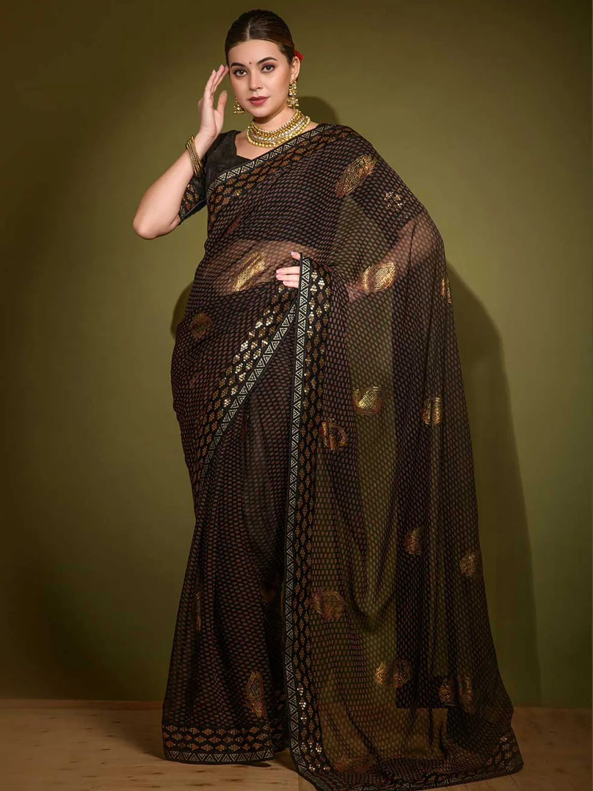 Odette Women Black Georgette Saree With Blouse Piece