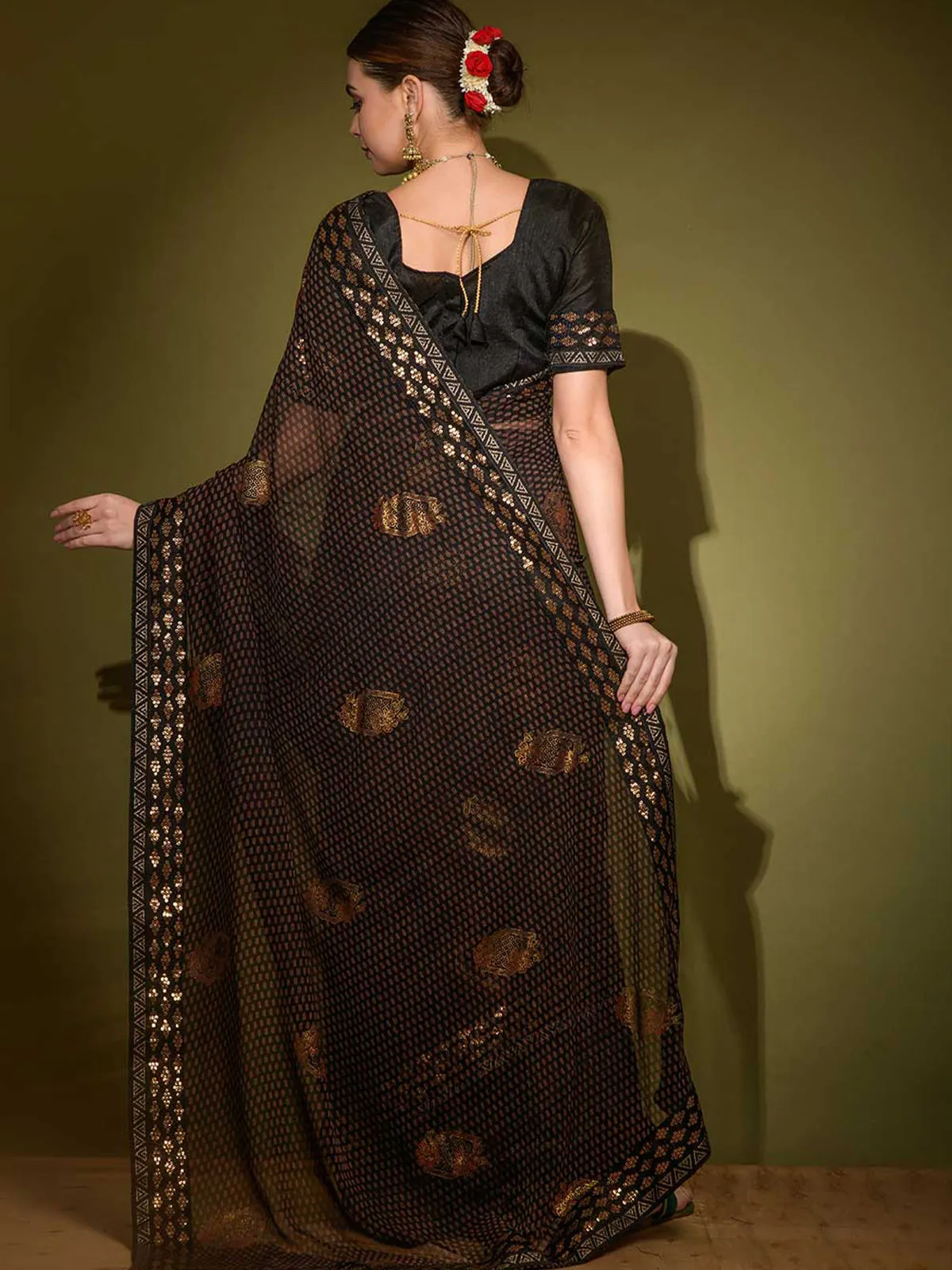 Odette Women Black Georgette Saree With Blouse Piece