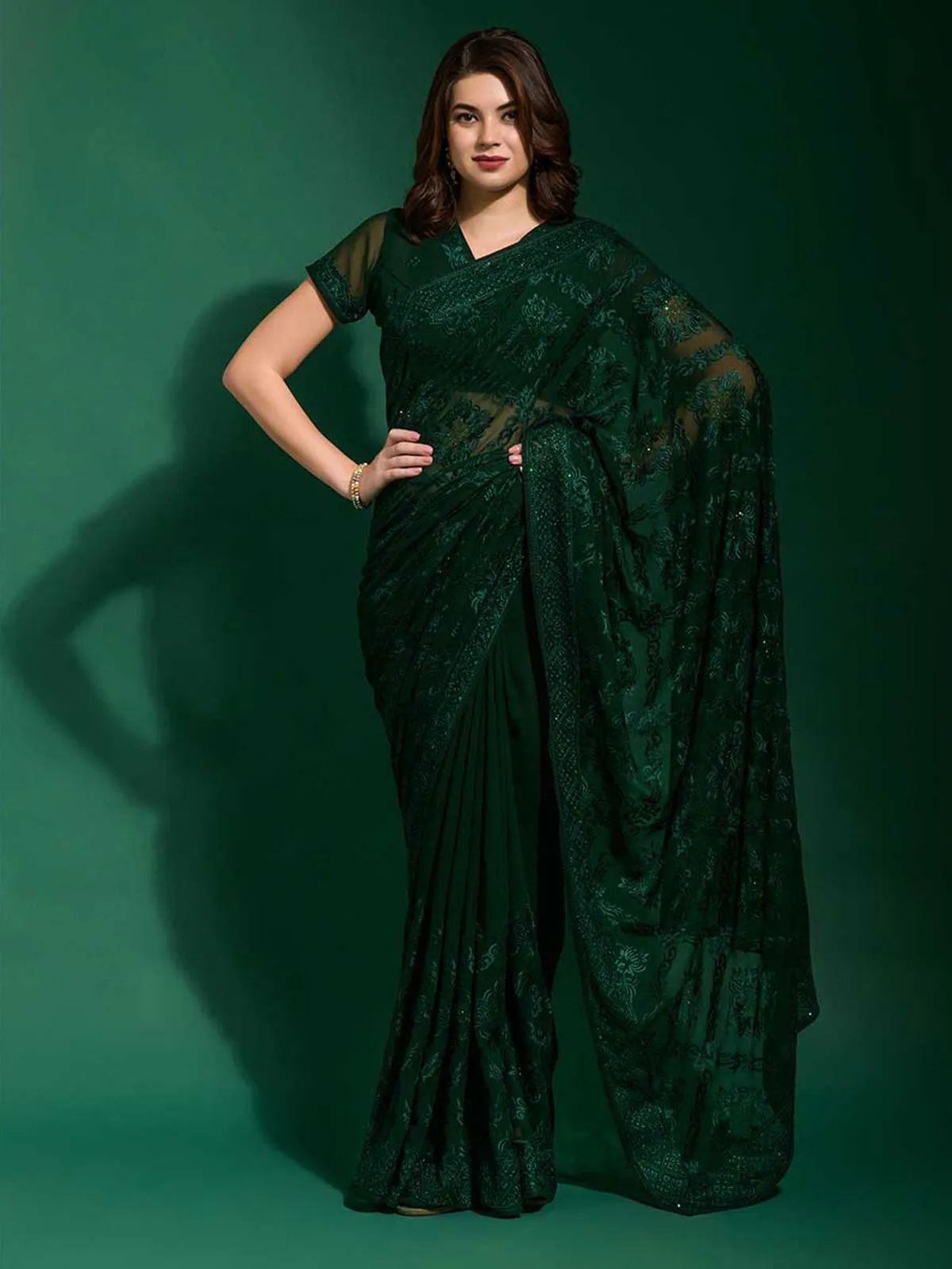 Odette Women Green Georgette Saree With Blouse Piece