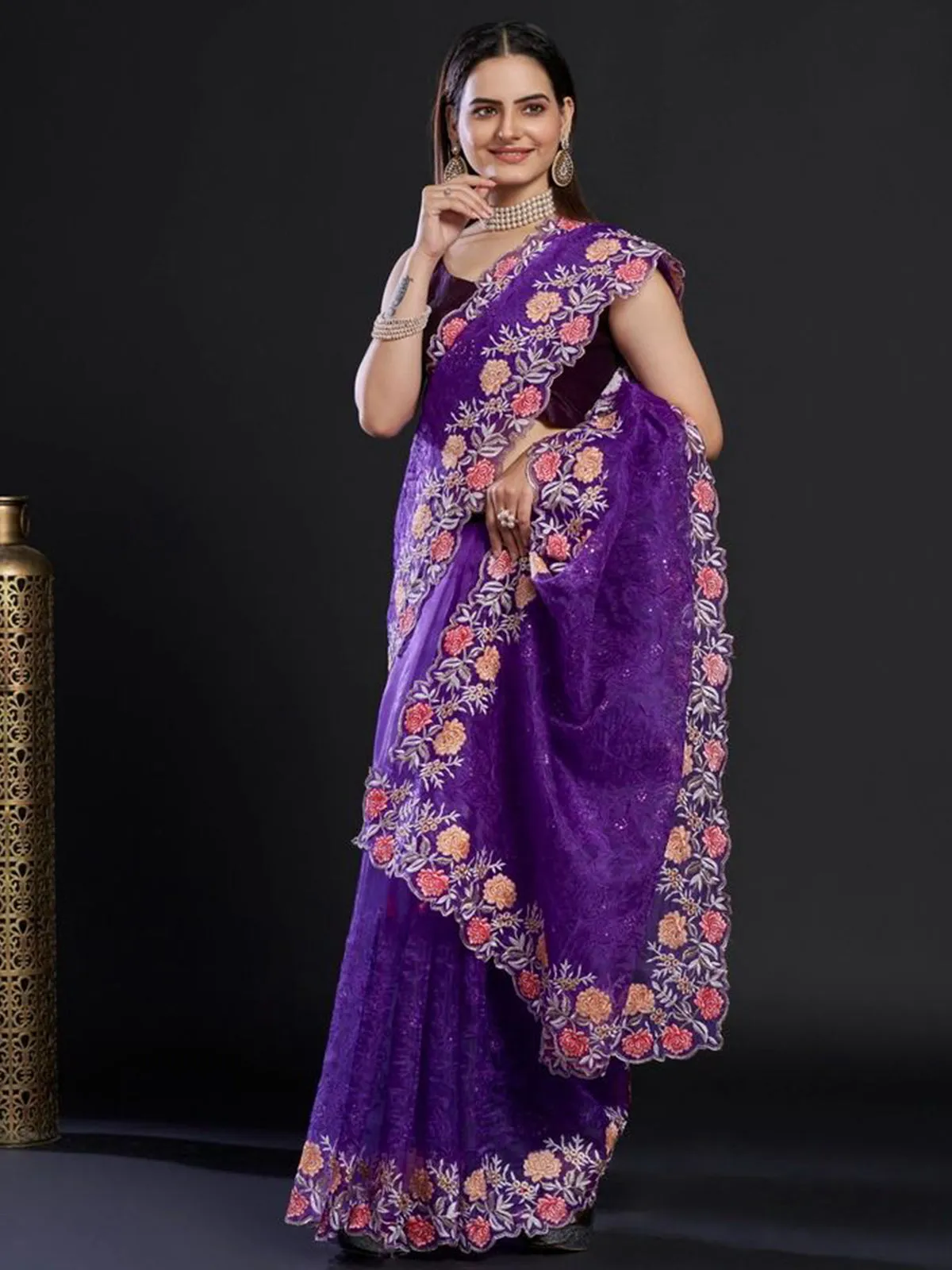 Odette Women Purple Organza Saree With Unstitched Blouse