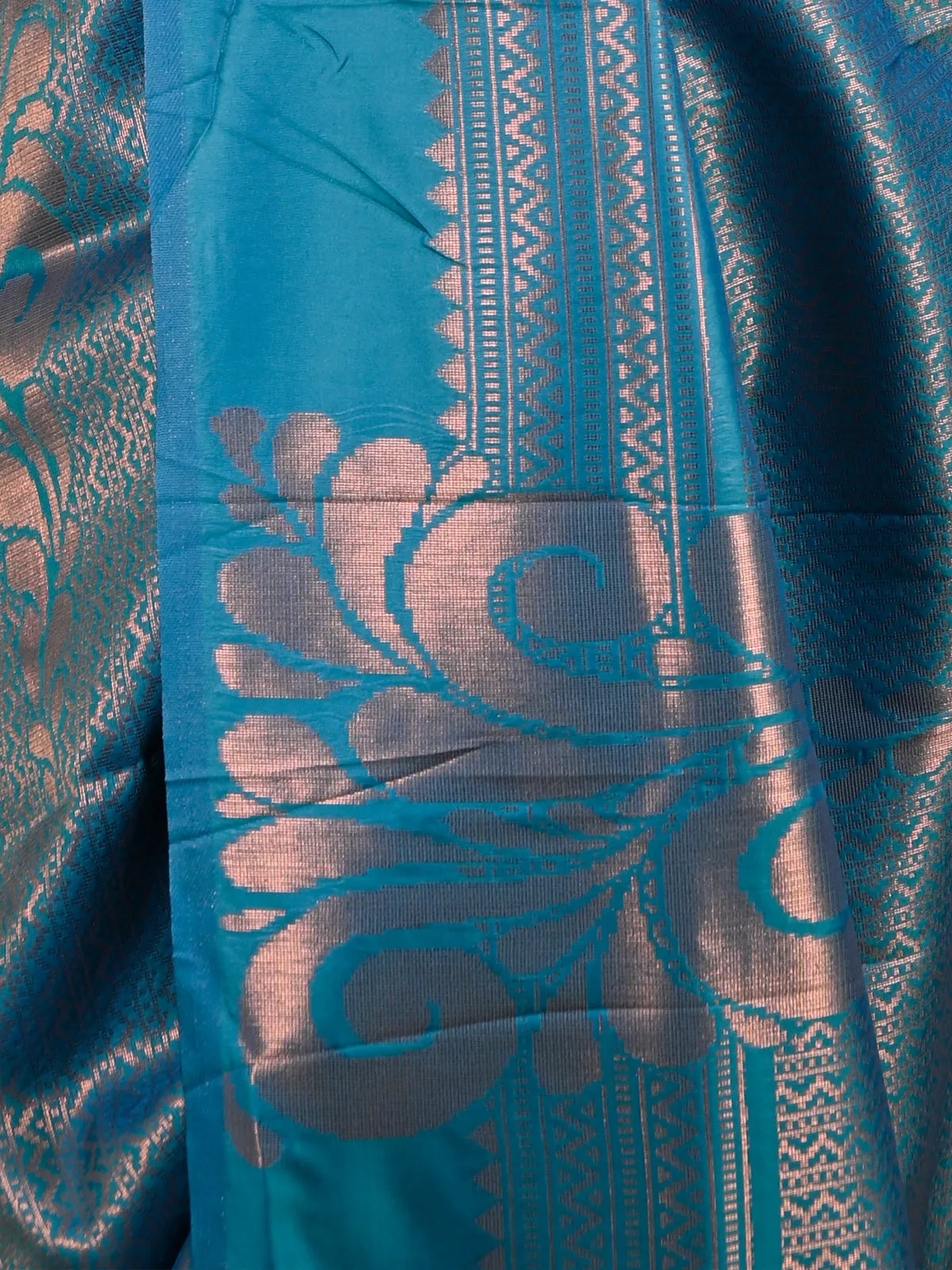 Odette Women Teal Silk Blend Woven Saree With Unstitched Blouse