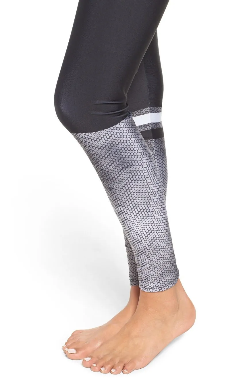 Onzie Graphic Legging Hex