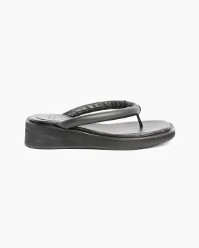 Padded Strap Flip Flop in Black